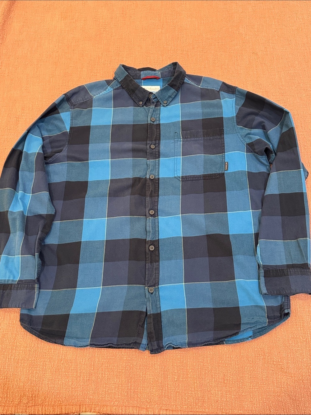 Men's XL Columbia flannel Blue Plaid Button-Down Shirt long sleeve